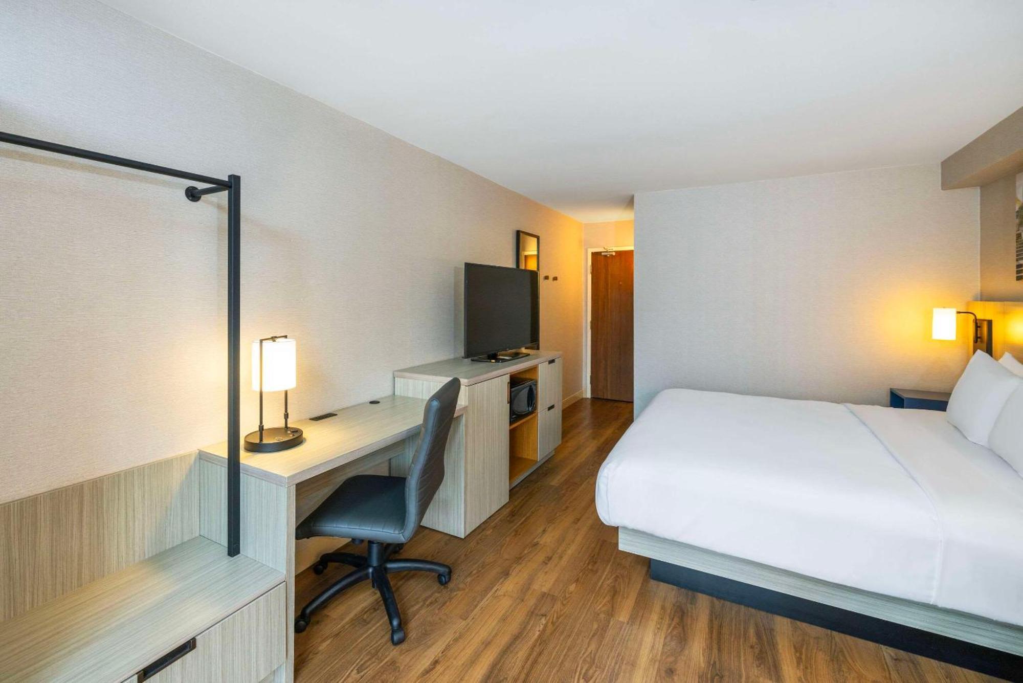 Inn Comfort East